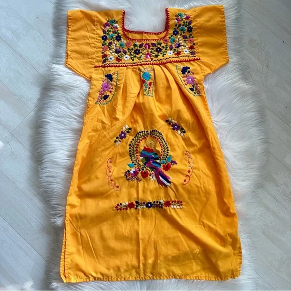 Dresses | Vintage Mexican Oaxacan Embroidered Parrot Folk Peasant Loose Fit  Dress 1